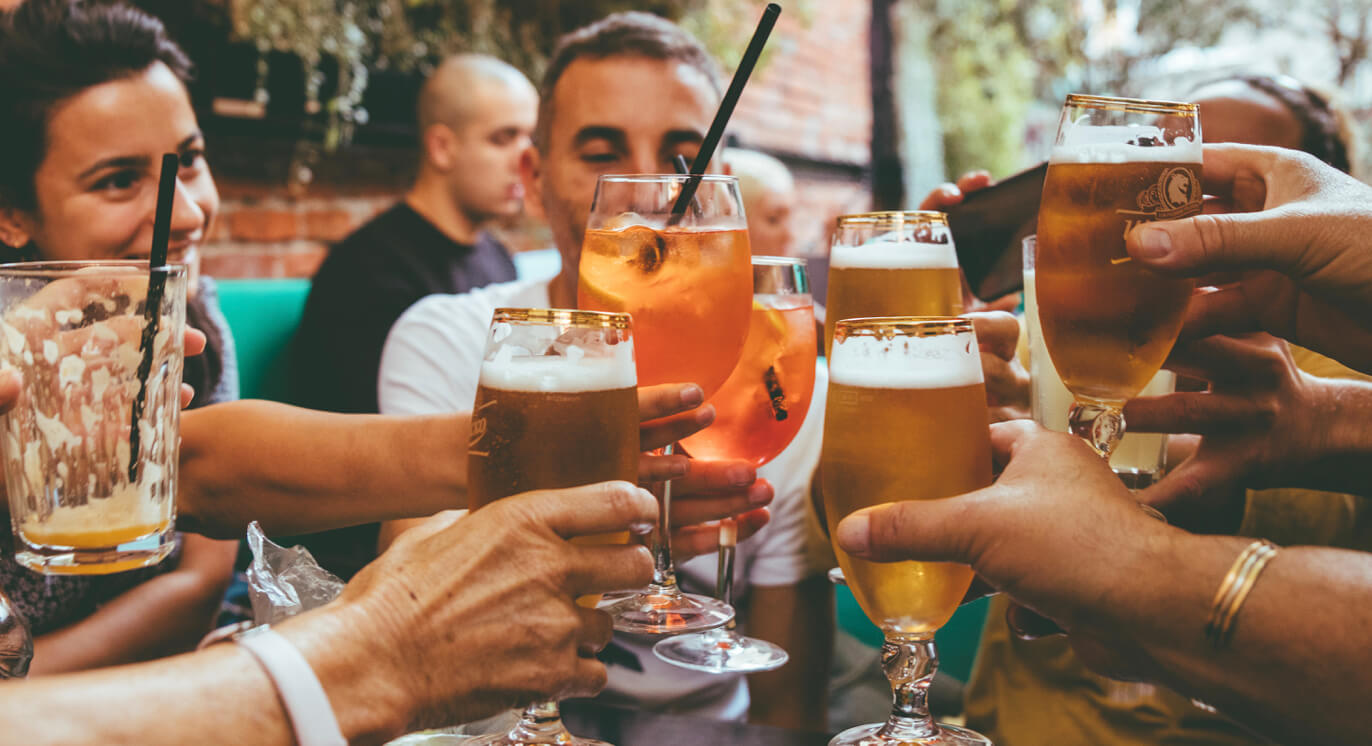 Как часто алкоголь пьют в Европе: исследование Евростата